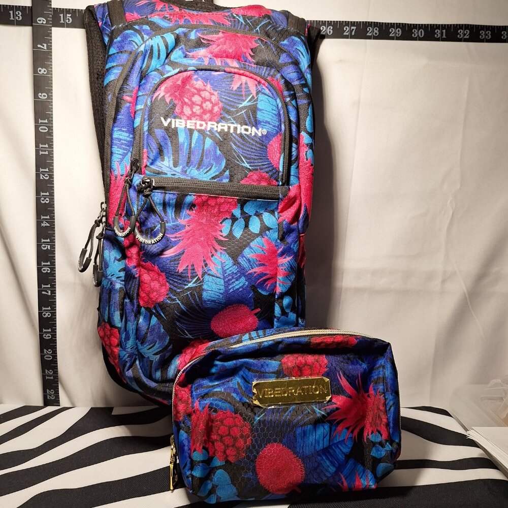 *SALE* Vibedration Hydration Backpack w/o bladder w/ bag,blue pink tropical